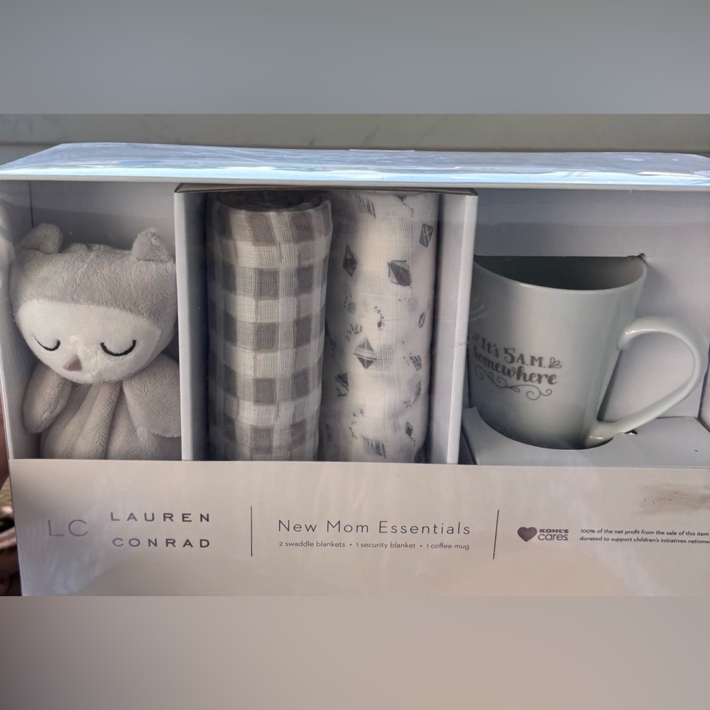 Lauren Conrad New Mom Essentials Gift Pack. Just wrap and go! NWT